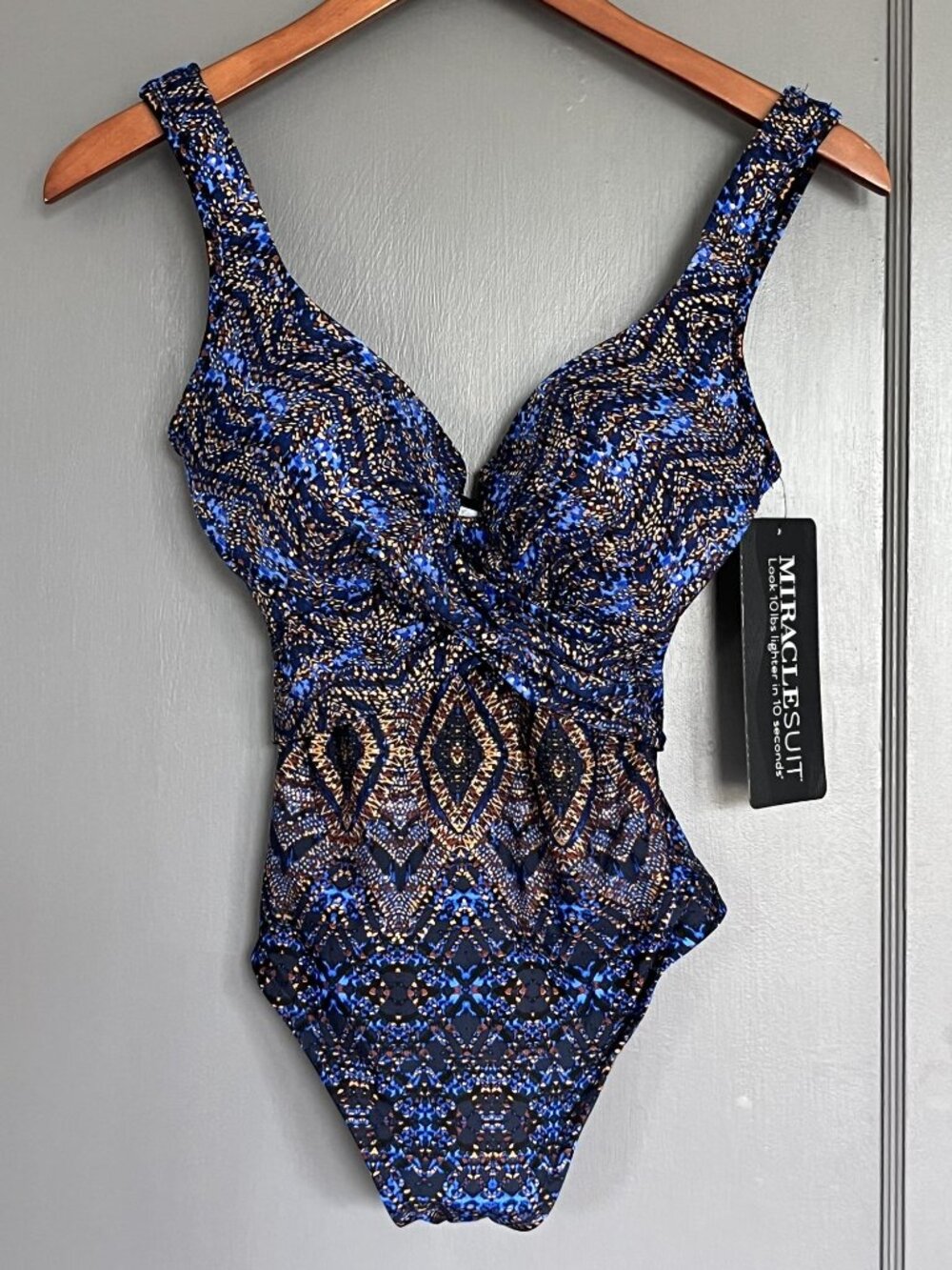 NWT Miraclesuit One Piece Swimsuit Criss Cross Escape Thebes Size 8 Blue Multi
